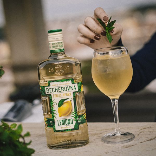 Лікер Becherovka Lemond 20% 0.5 л ECH-LEM-20- фото